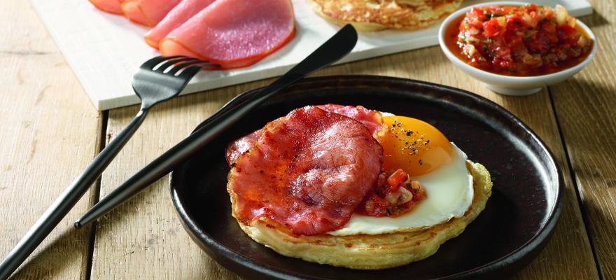 Pancake au bacon et œuf