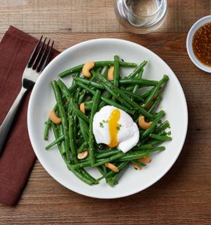 Vinaigrette de haricots verts et son œuf poché